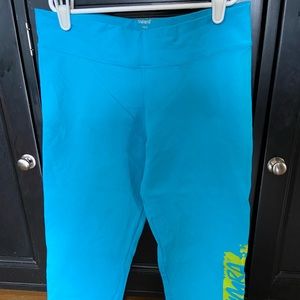 Zumba large capris